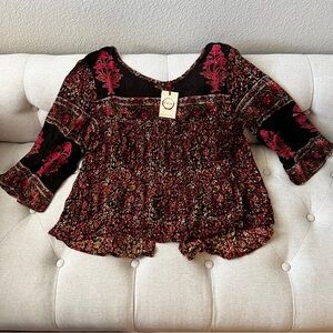 Raga NWT open back embroidered top size XS